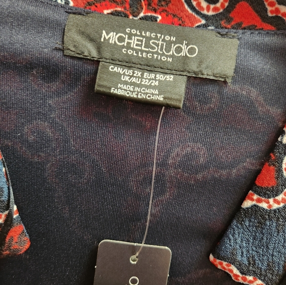 Michel Studio faux wrap dress with belt - Picture 3 of 3